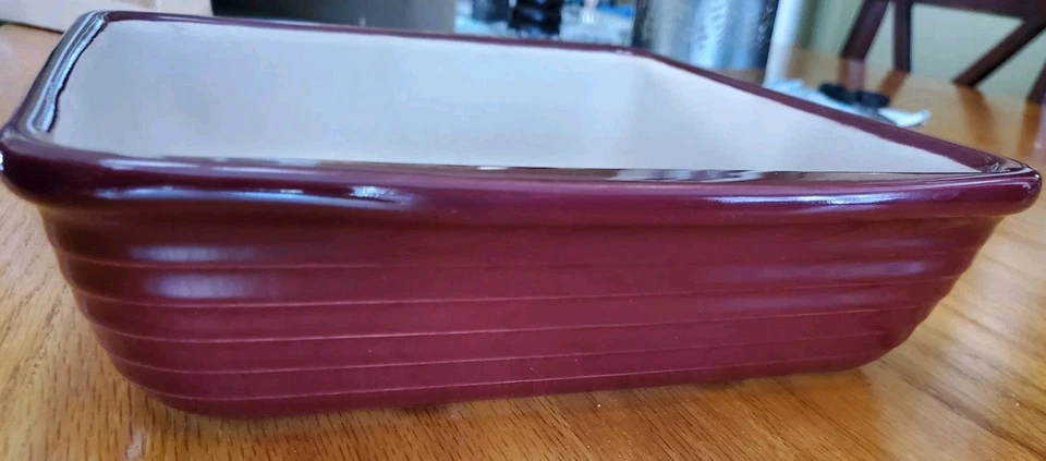 Pampered Chef 9x9 Family Heritage Cranberry Stoneware New Traditions Collection - Image 2 of 3