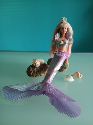 ''MATTEL'' Vintage Barbie ''SIRENA MAGICAL HAIR MERMAID'', Modell 1993, h. 30 cm.