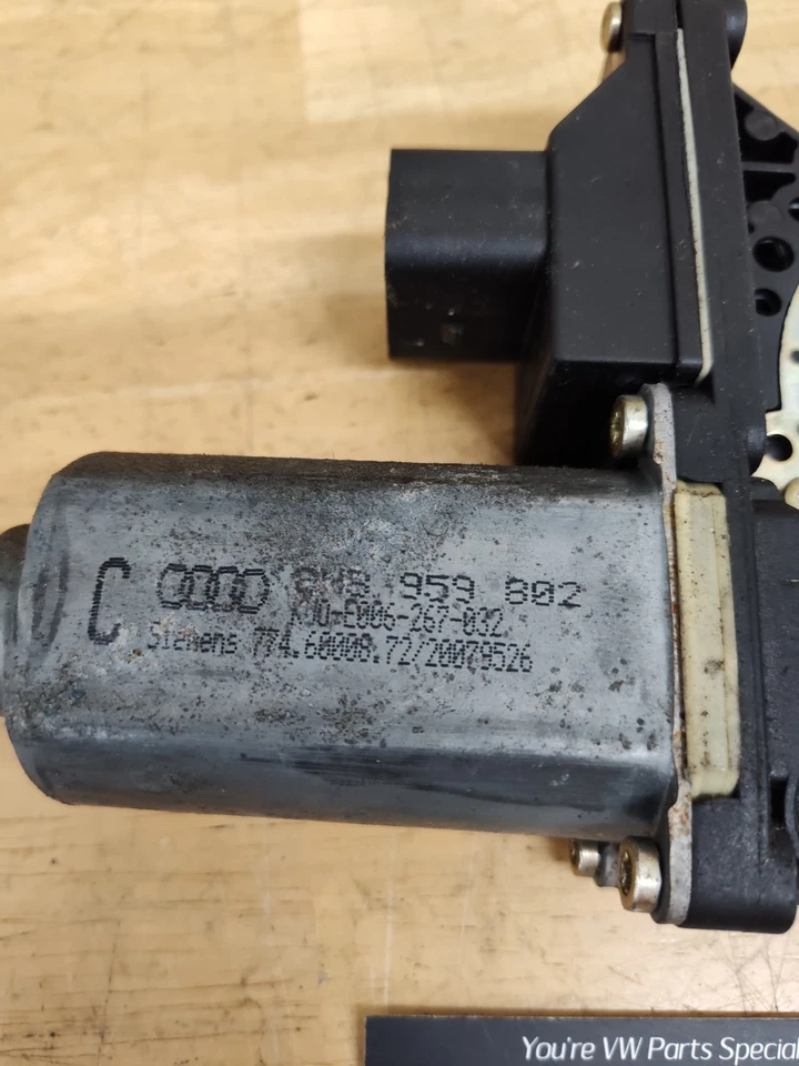 Motor ventana pasajero delantero derecho OEM Audi 00-01 MK1 TT cupé 8N8 959 802 Foto 3 de 3