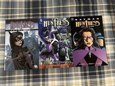 Batman Huntress Cry For Blood Huntress Year One TPB Lot