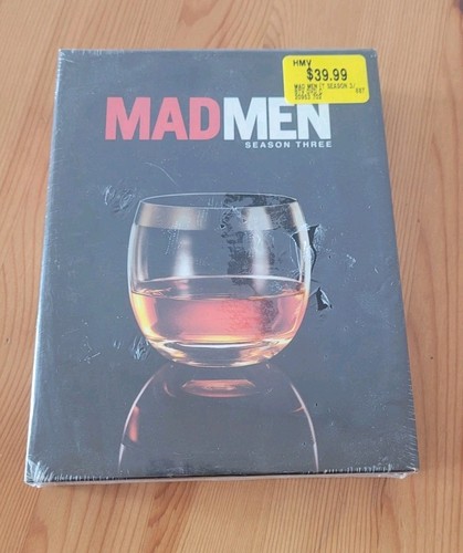 Mad Men: Season Three (DVD, 2010, 4-Disc Set, Region 1) Brand New 4 Disc Box Set - Picture 1 of 9