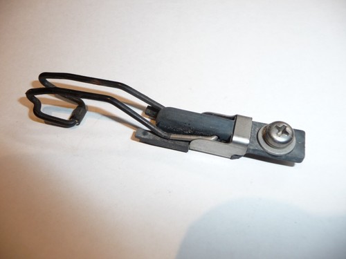 Toyota Hilux Pickup Truck 4Runner OEM SUNRROOF CATCH LATCH CLIP 84 85 86 87 88 - Bild 1 von 5