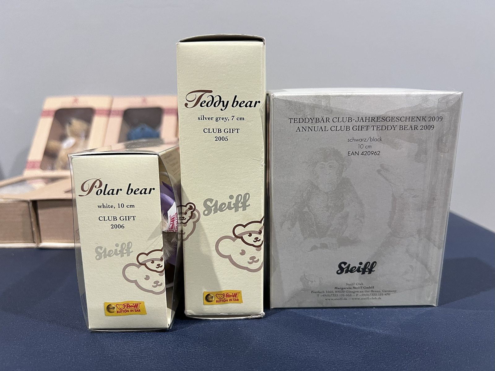 Lot of 11 Steiff Club Bears in Boxes From 1996 to 2009 (AFJ)