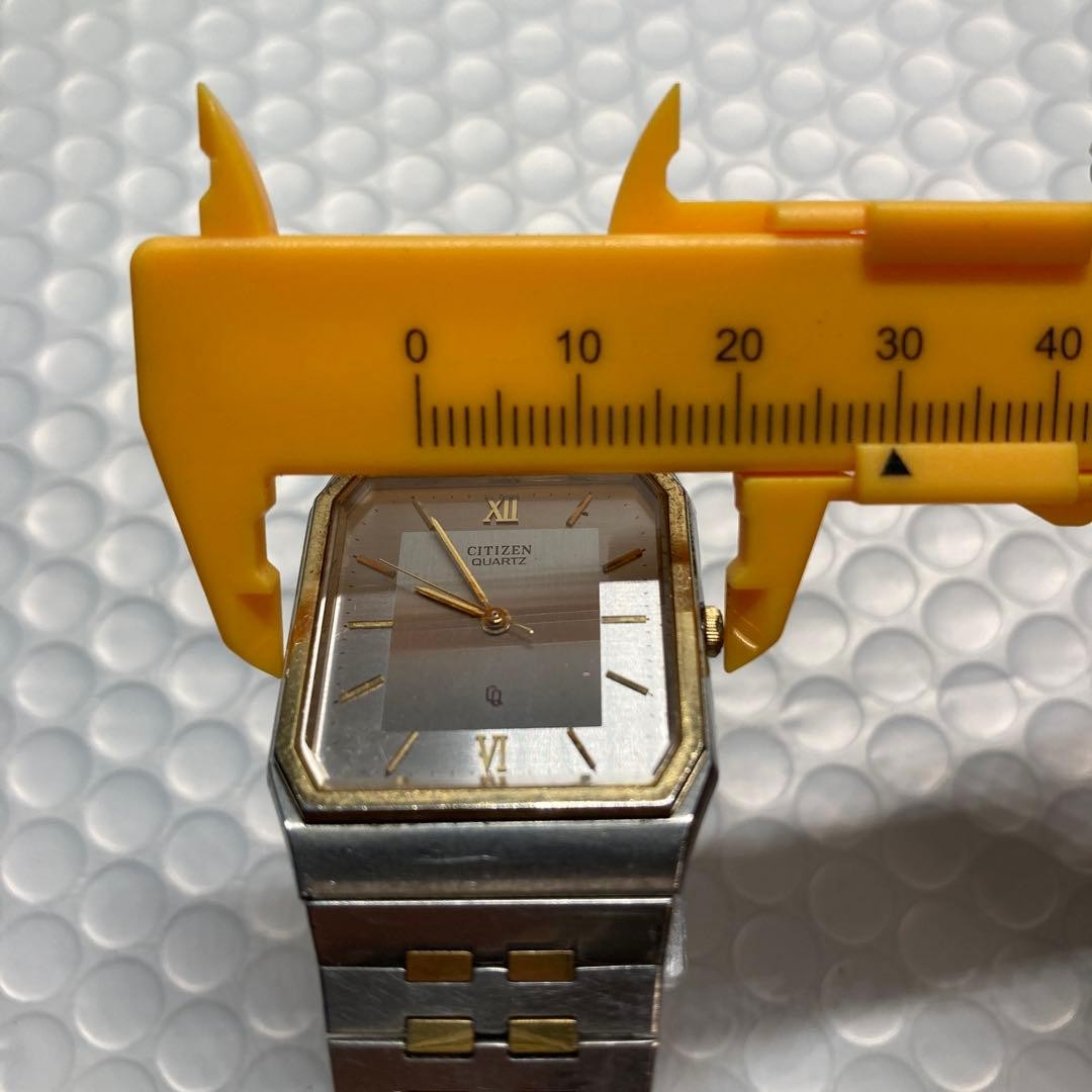 Citizen Rectangular - image 12