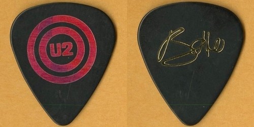 U2 2005 Vertigo concert tour Bono band/stage gold foil signature Guitar Pick