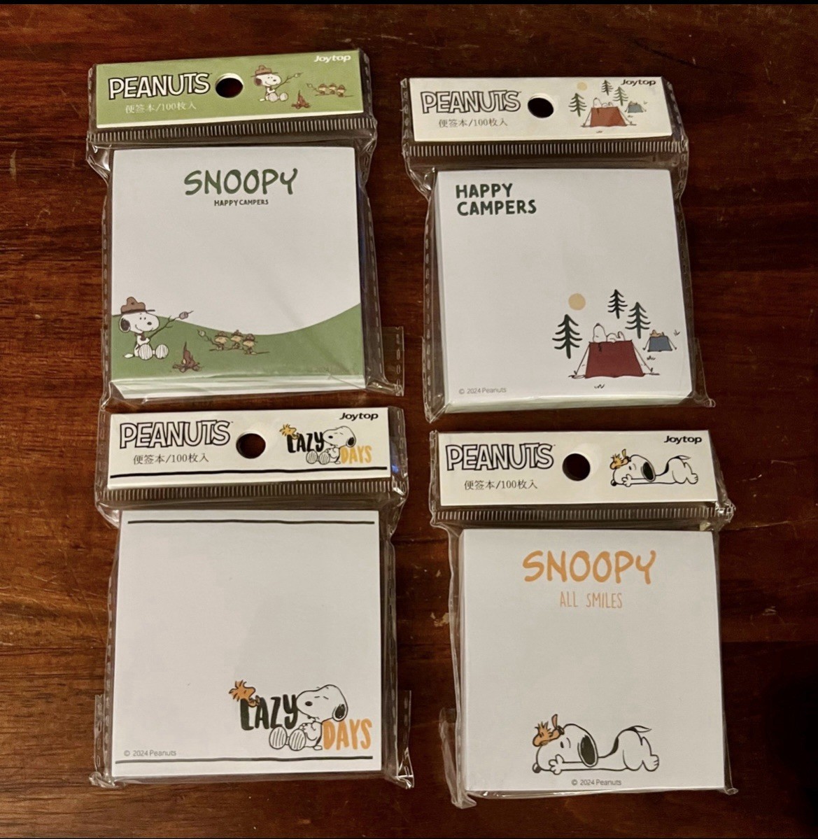 Peanuts Snoopy Sticky Notes Set of 4 pads - NEW-image