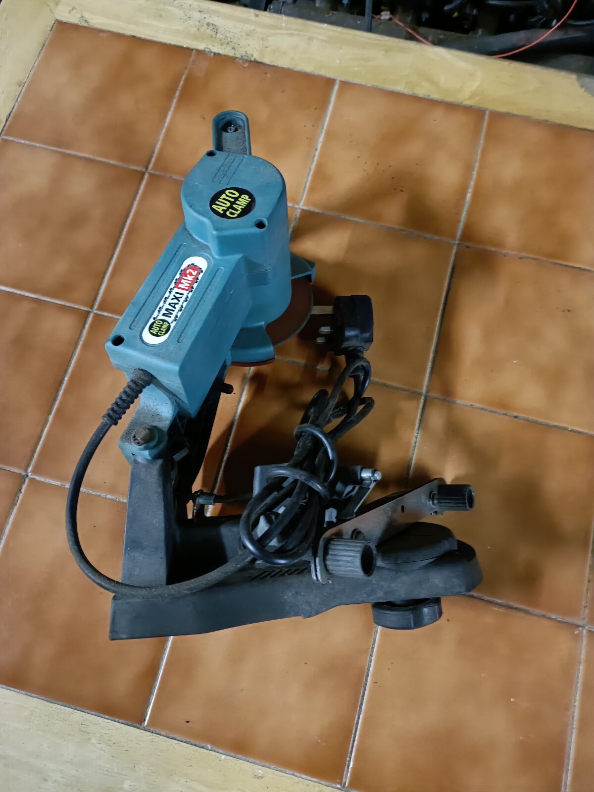 PORTEK MAXI MK2 Chainsaw Sharpener Universal Sharpening Grinder