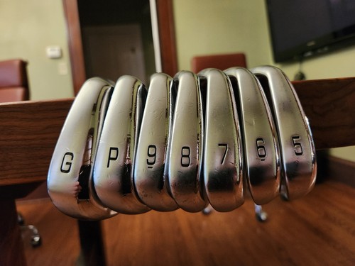 Mizuno JPX 921 Forged Iron Set (5-Gap) with Steel Fiber I110CW Stiff Shafts - Picture 15 of 16