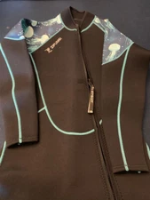 Zifumei Scuba Snorkel WetSuit Jellyfish Shoulder Print Women’s XXL Full Zip NEW