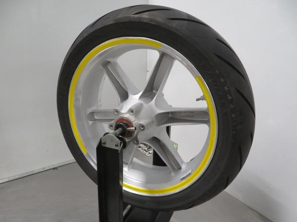 EB1314 2003 03 BUELL FIREBOLT XB9R RUEDA TRASERA Foto 3 de 4