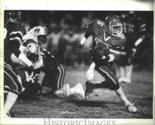 1985 Press Photo Fox Tech football player Greg King scrambles for yardage