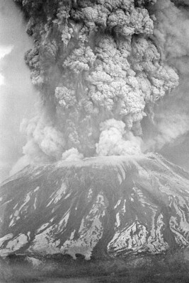 Helens Eruption Nature Event Vintage Photo Wall Art Home Decor - POSTER 20x30
