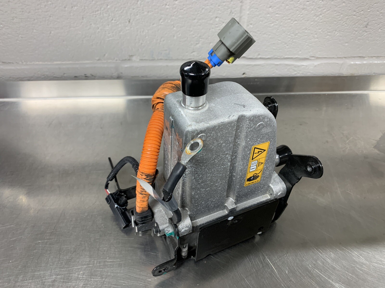 Mercedes Benz Tesla High Voltage Battery Heater A2425000700 | eBay