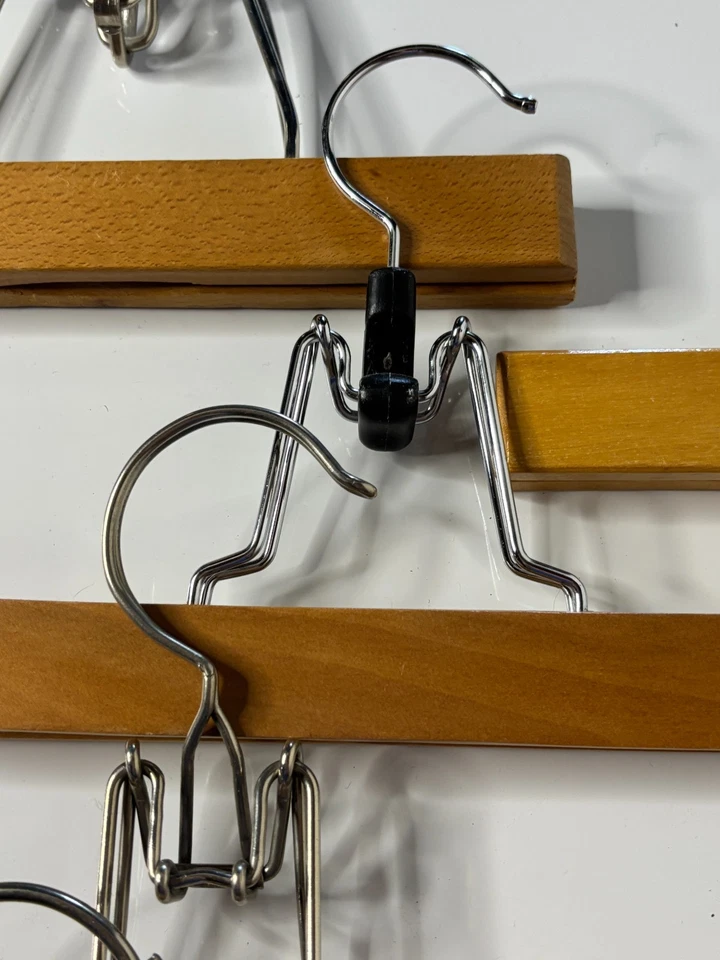 Lote x Juego de 6 Piezas Vintage Antiguo Madera Metal Pantalones Falda Perchas Abrazadera Clip 9" Foto 4 de 4