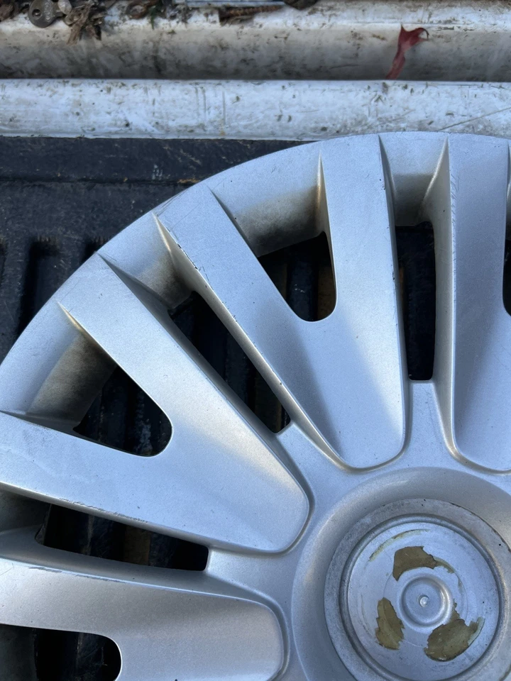 missing emb 10 11 12 13 14 VOLKSWAGEN GOLF 15'' wheel cover hub cap 5k0.601.147f - Изображение 4 из 4