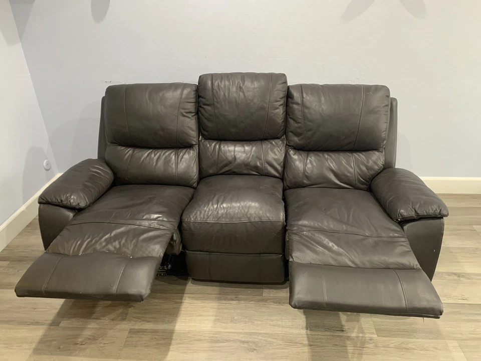 recliner sofa set - 3 Seater Sofa And 2 Seater Sofa - Brown For Pick Up - Image 2 of 4