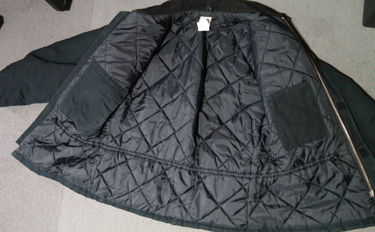 Carhartt vintage 90's Black Zipper Jacket Sz 44 XL Quilted