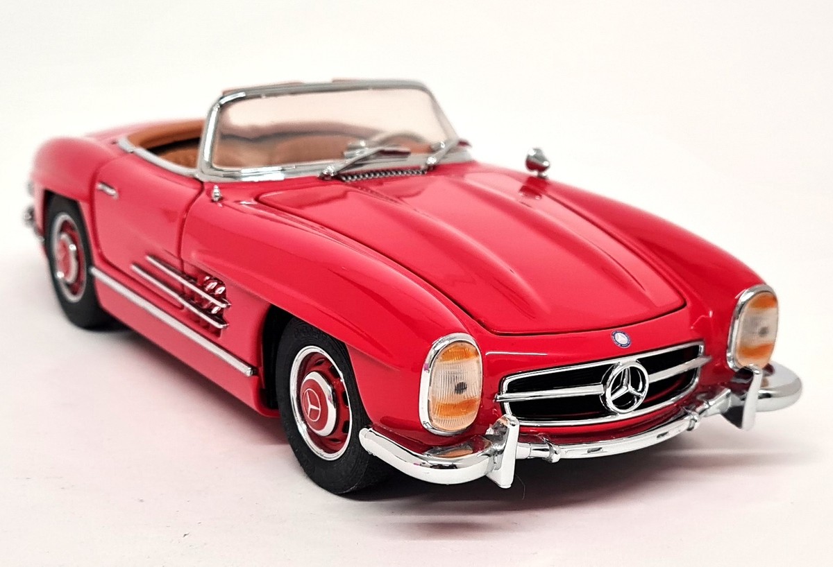 Franklin Mint 1/24 - Mercedes Benz 300 SL Roadster 1960 Red