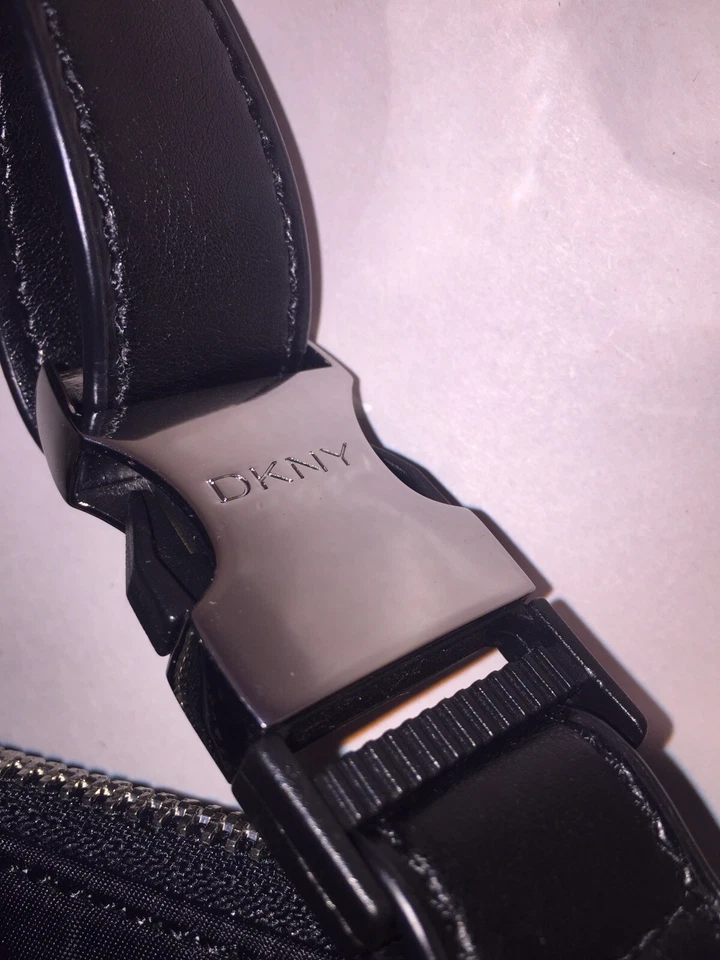 NUEVO SIN ETIQUETAS Auténtico DKNY Donna Karan Diseñador Acolchado Satén y Cuero BOLSO CINTURÓN Riñonera Foto 4 de 4