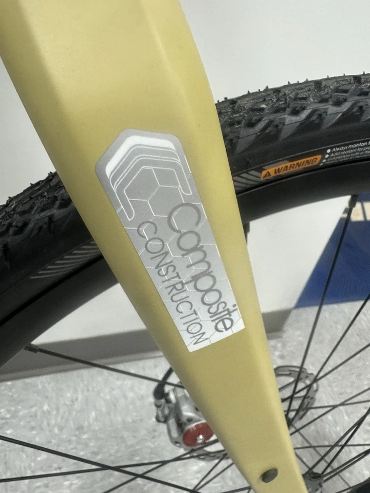 2019 Giant Toughroad Gravel Bike build Size Small Dessert Tan 700x38c - Image 4 of 4