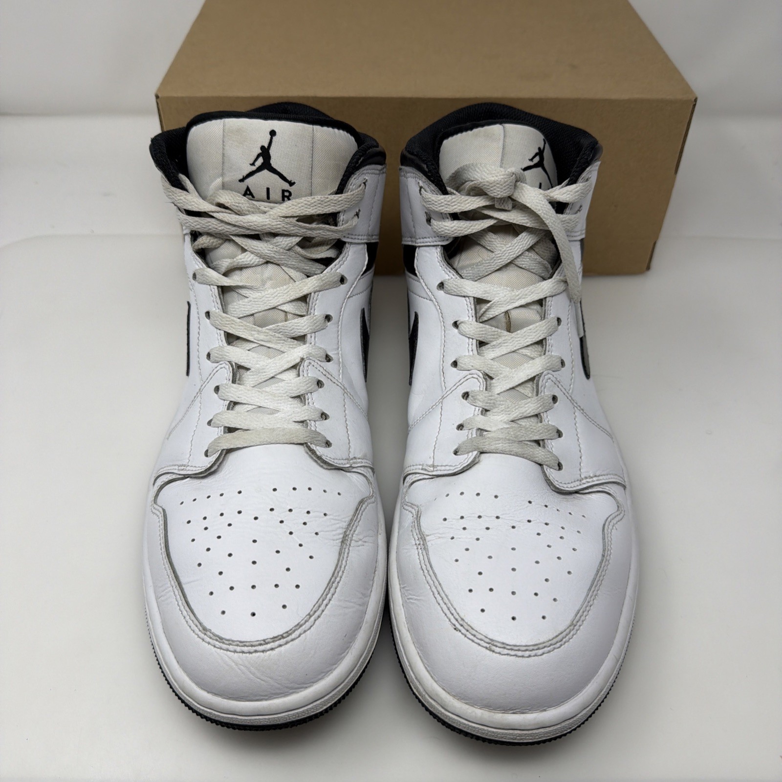 Nike Air Jordan 1 Mid Shoes White Black DQ8426-132 Men's Sz 13 thumbnail 4