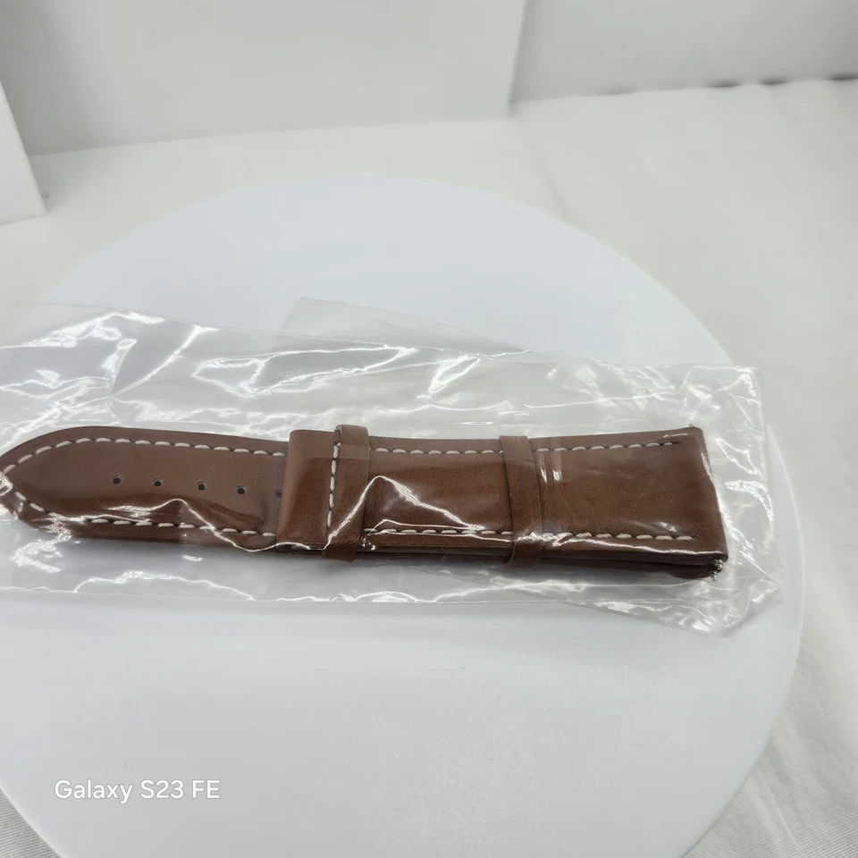 Nueva correa de cuero de becerro de 24 mm correa de reloj marrón claro para hebilla INVICTA blanca Foto 4 de 4