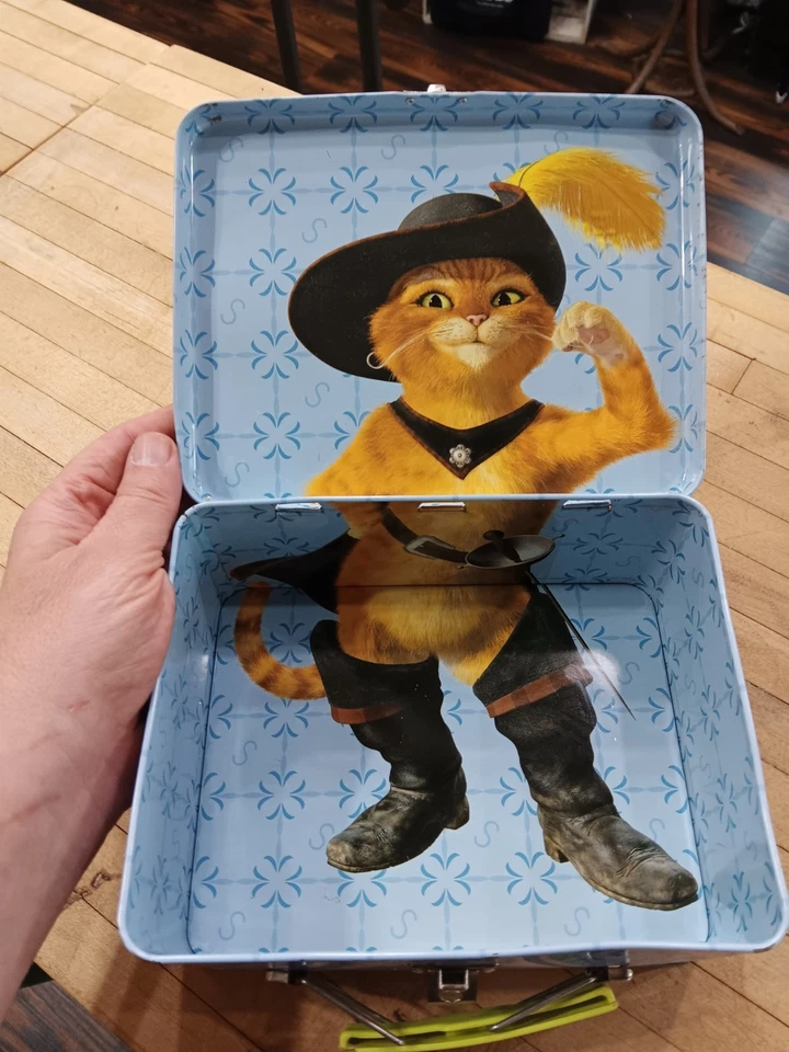 Fiambrera metálica Shrek & Puss in Boots - Estuche de hojalata DreamWorks Foto 2 de 4