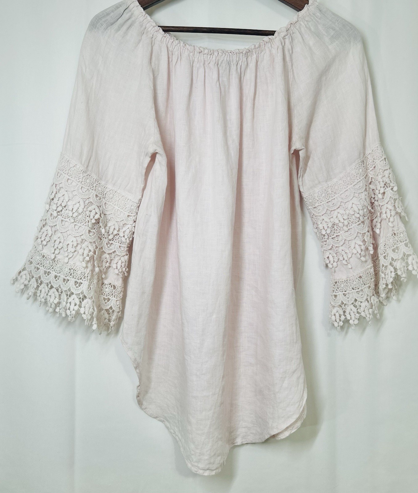 Saks Fifth Avenue Off Shoulder Linen Pink Top Tiered Bell Sleeves Italy Made Sm