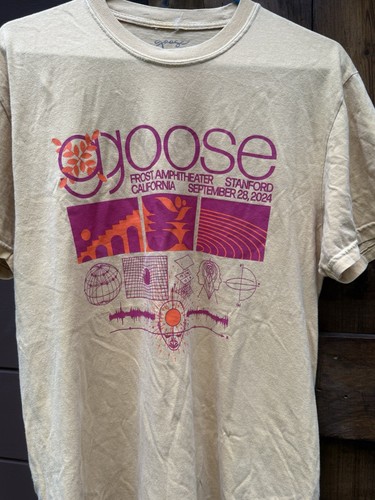 Goose at Stanford Frost amphitheater men’s medium shirt