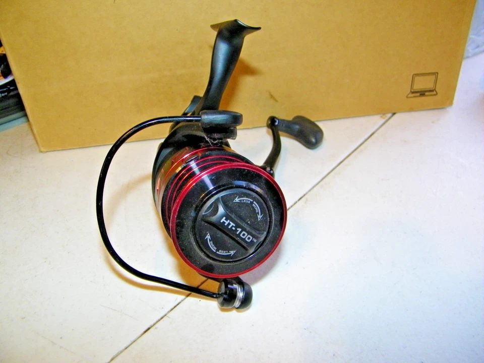 Carrete de pesca giratorio Penn Fierce III Live Liner arrastre frontal Foto 4 de 4