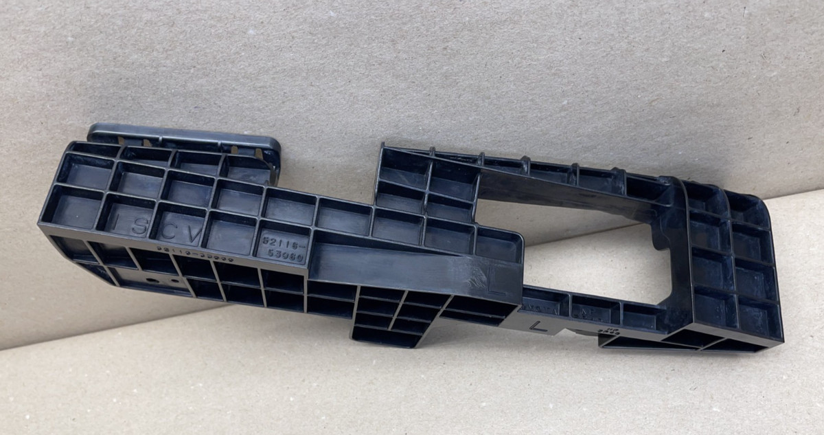 10-15 LEXUS IS250C IS350C FRONT LEFT BUMPER COVER BRACKET OEM 52116-53060