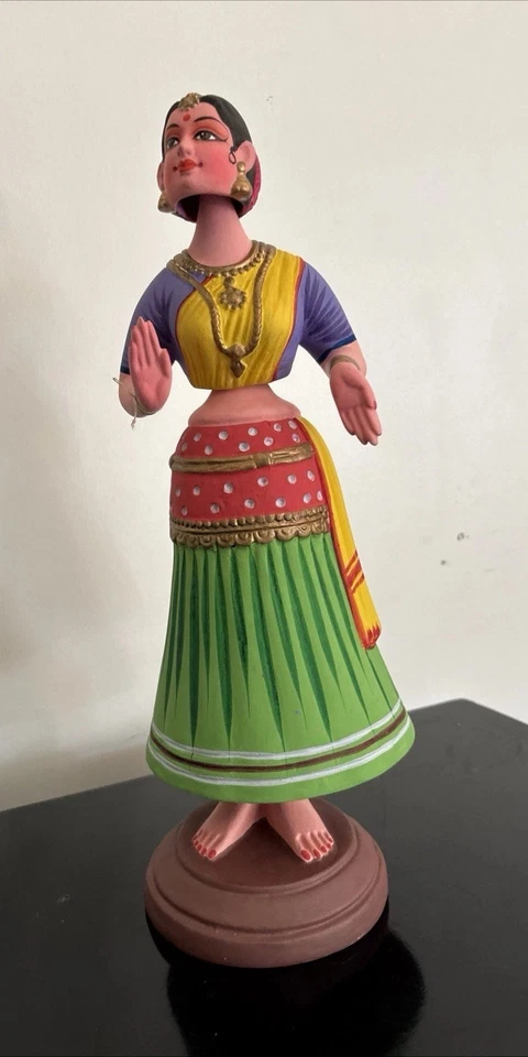 Muñeca bailarina de cerámica hecha a mano Kondapalli de 15” de alto muñeca hecha a mano juguete. 4 piezas   Foto 2 de 4