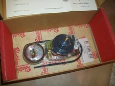 Robertshaw SE5310 010 Commercial Electric Thermostat 200°-550°f 36" Cap NEW