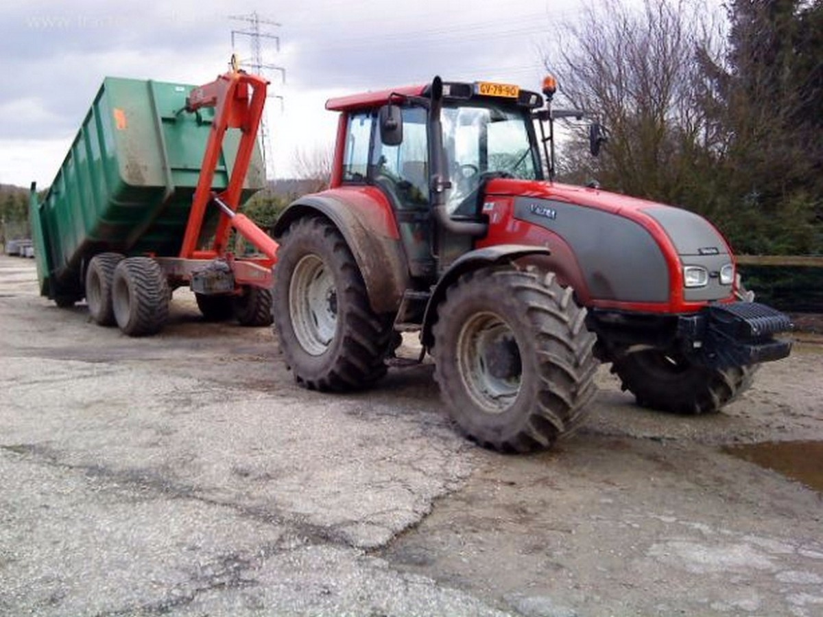 Manuels D'atelier Et Pièces Pour Tracteurs Valtra Haute Tech - CD - Neuf