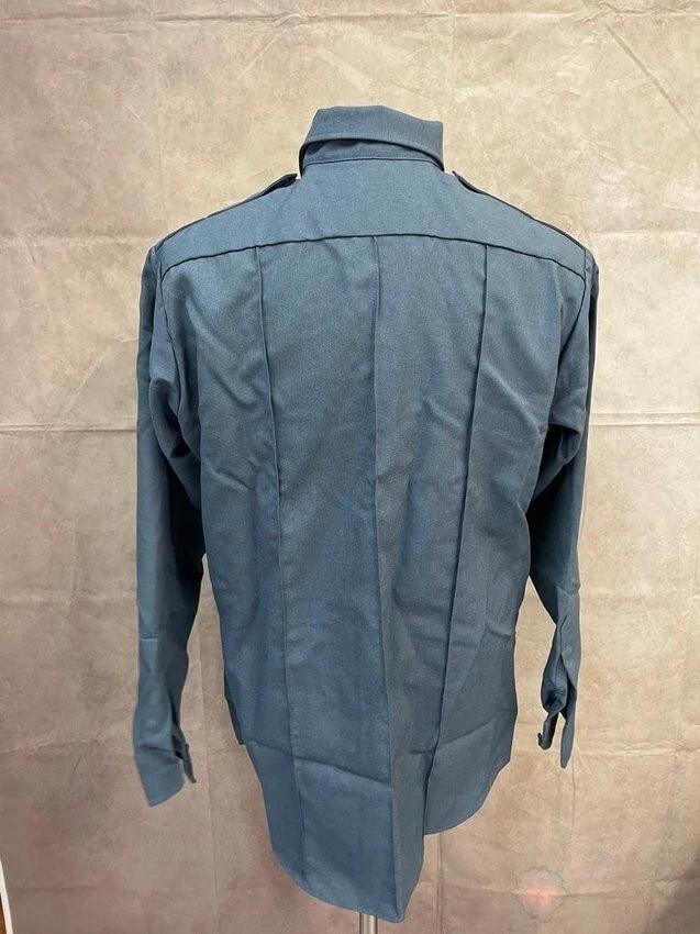 Camisa azul manga larga Elbeco TexTrop NanoTex para hombre talla 46, con corbata Foto 3 de 4