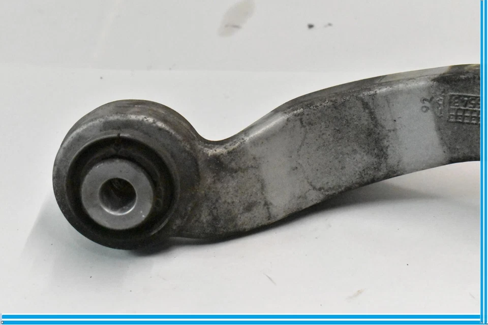 2013 BMW 750LI F02, PARTE SUPERIOR TRASEIRA, BRAÇO DE CONTROLE DIANTEIRO ESQUERDO 8069 - Imagem 3 de 4