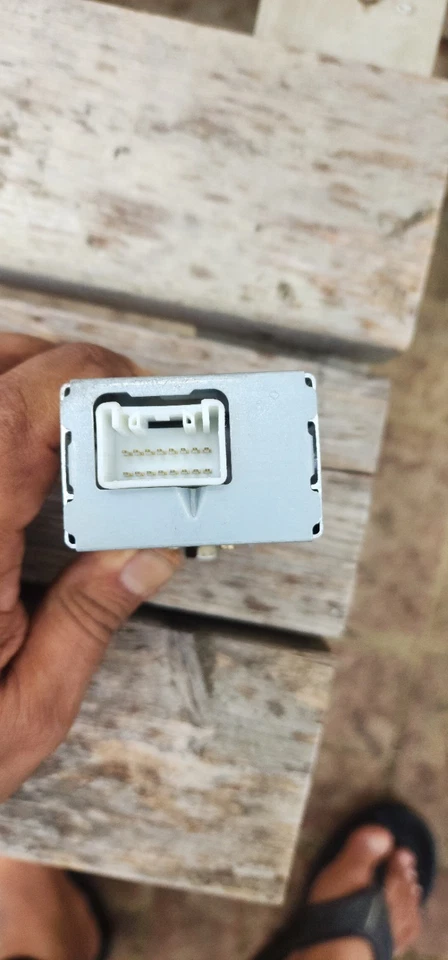 ✅ MÓDULO DE CONTROL DE CRUCERO LEXUS RX300 HIGHLANDER 2000 2001 2002 2003 88240-48020 Foto 2 de 3