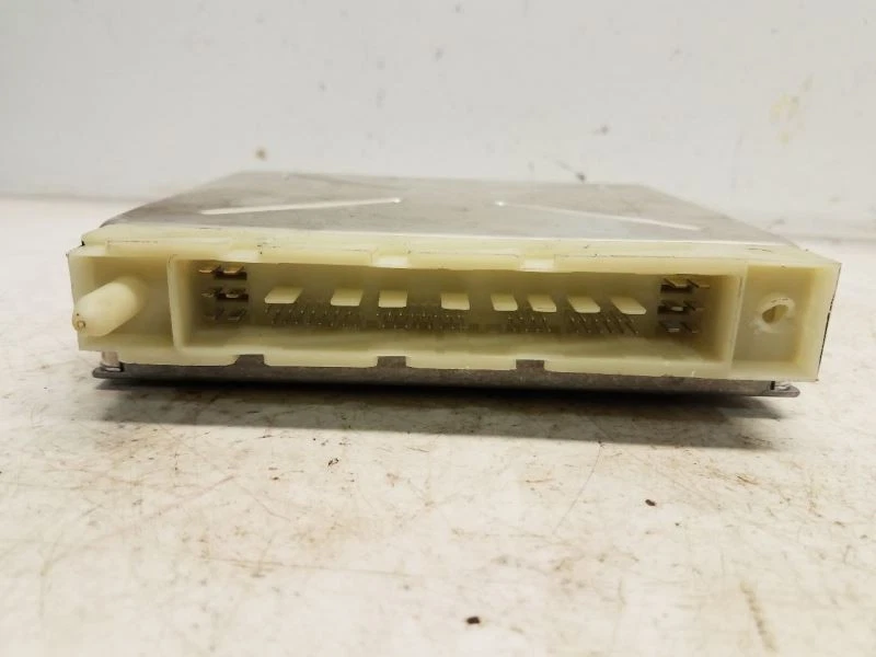 Módulo de control de transmisión Volvo V70 2005-07 (2,5 turbo / vagón) n.º de parte: 30735493 Foto 3 de 4