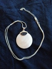 Kette (ca 70 cm + 8) Anhänger Perlmutt / Muschel Weiss ca. 5 cm NEU Modeschmuck