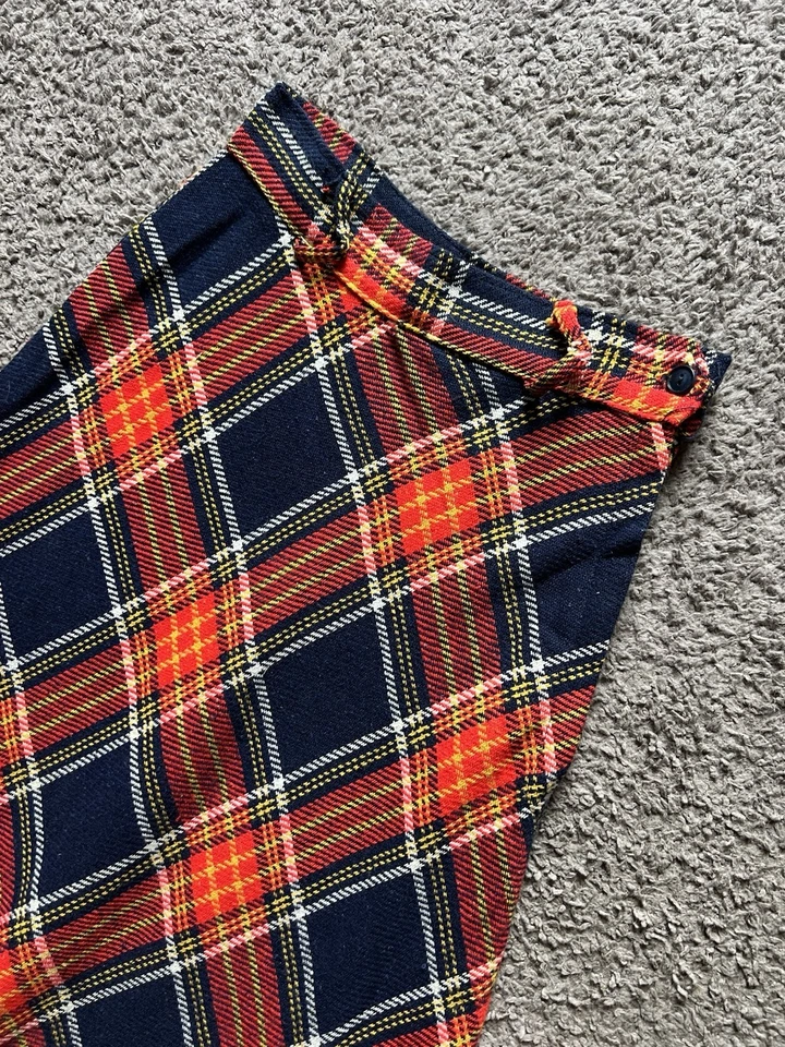 Vintage 1960s 70s Plaid Skirt Tartan Maxi Long A Line Checkered Retro Academia - Image 2 of 4