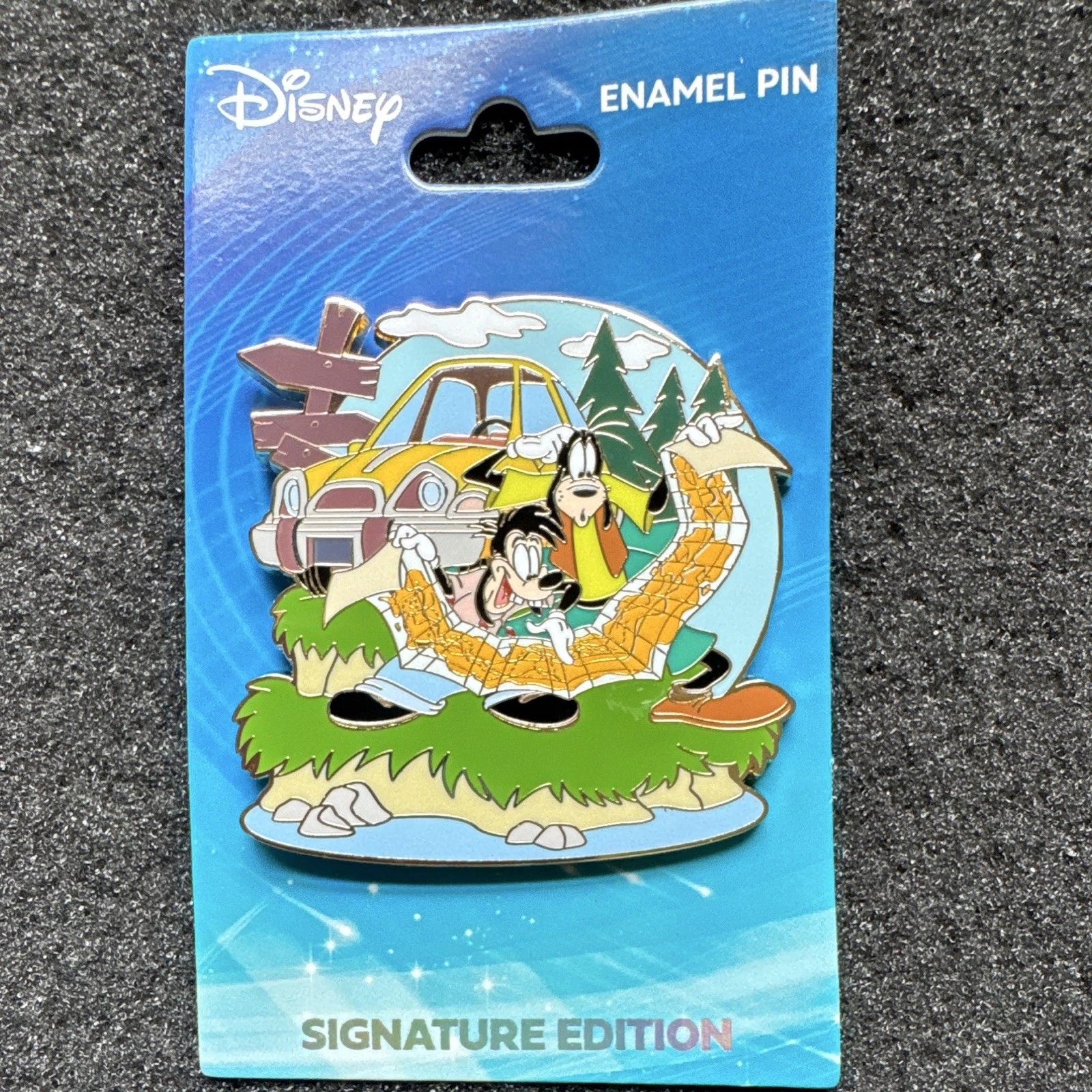 Disney Goofy Movie camping pin Enamel Disney Pins Blog Pin Special Edition 300