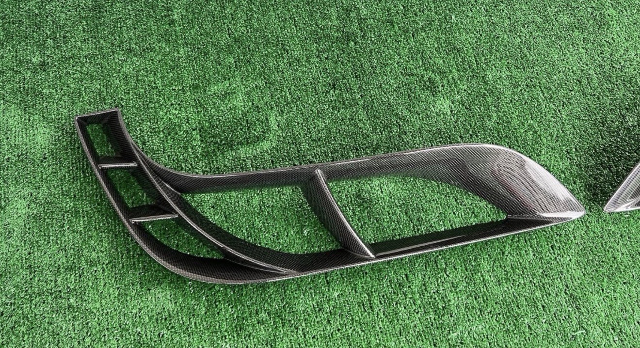 Ferrari F8 – 1016 Industries Carbon Fiber Rear Bumper J-Vents
