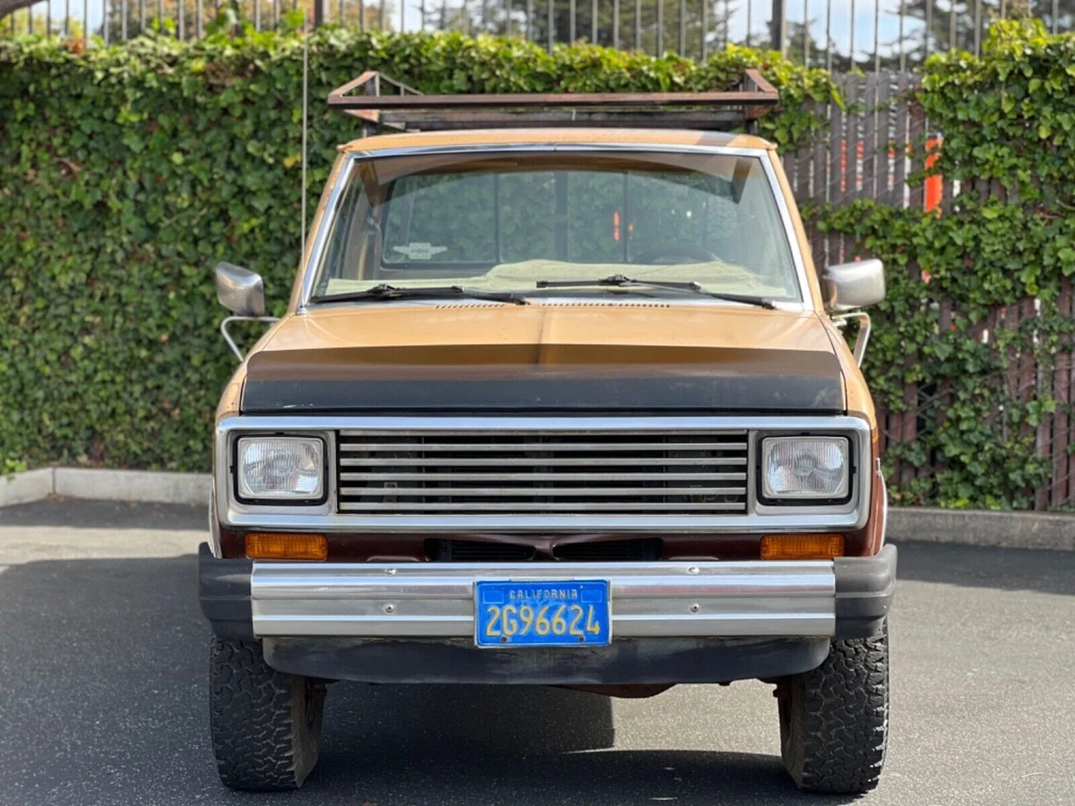 Click photo thumbnail to view