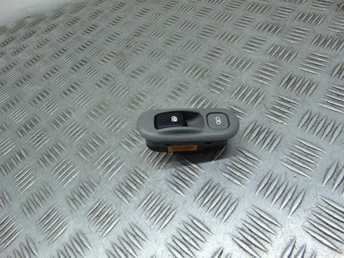 Kia Sedona Right Driver Offside Rear Electric Window Switch Mk2 2006-2014A - Imagen 5 de 6