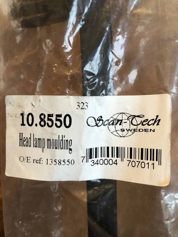Faro delantero embellecedor inferior Volvo 940 sedán/vagón 1358550 1358551 Foto 3 de 3