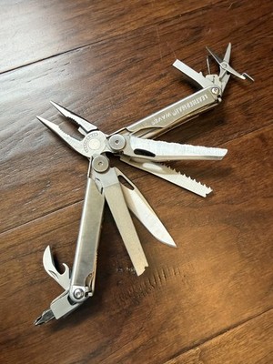 Leatherman Wave Stainless Multi-Tool