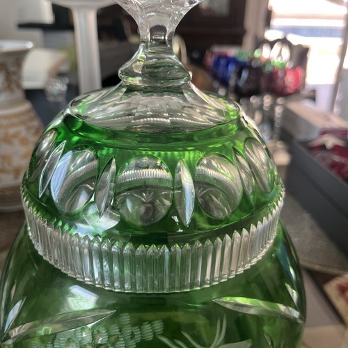 Vaso rivestito in vetro taglio cristallo verde smeraldo boemo vintage. Alto 15" - Foto 6 di 9