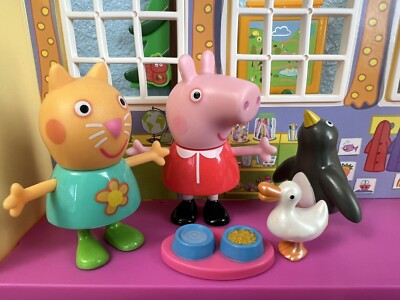 Peppa Pig Rare Pet Theme Coll: 1 Mrs Duck & 1 Foodbox & 1 Penguin & Peppa & Cat.