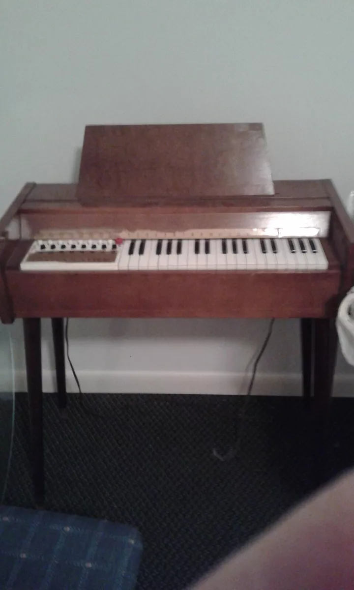 Electric organ piano deals