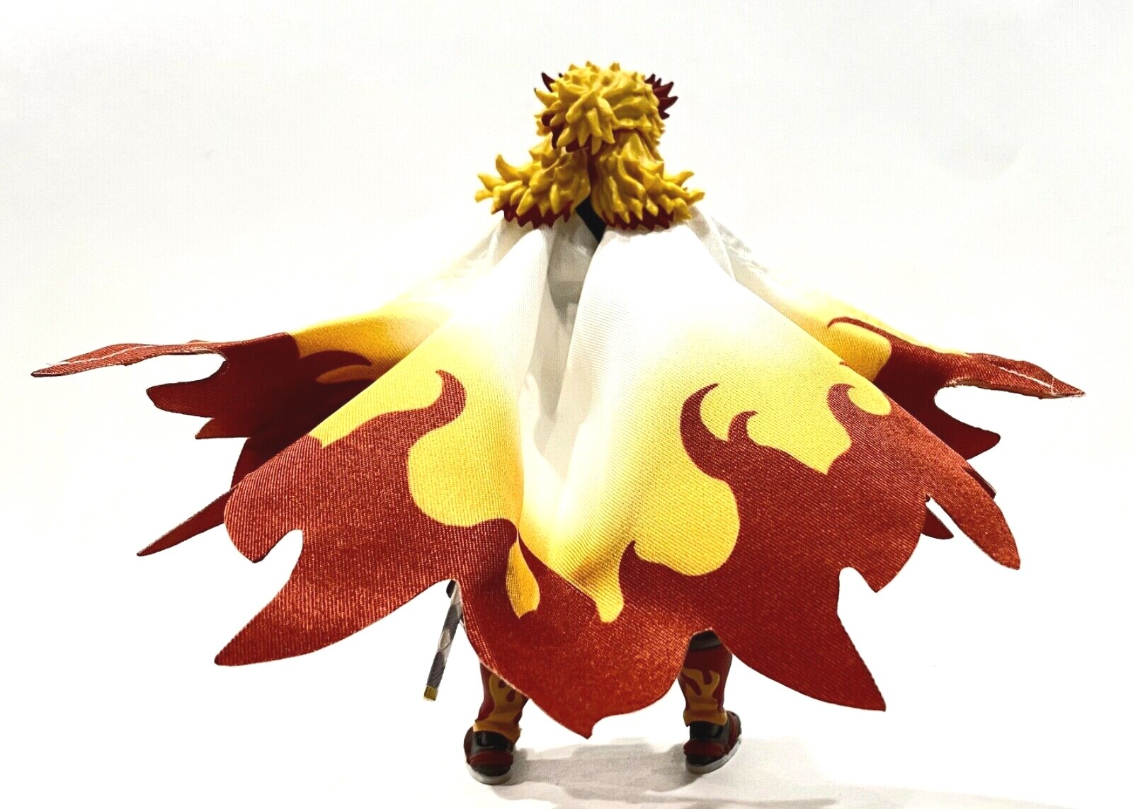 SU-C-REN: 1/12 fabric wired cape for 6" Demon Slayer Rengoku action figure 